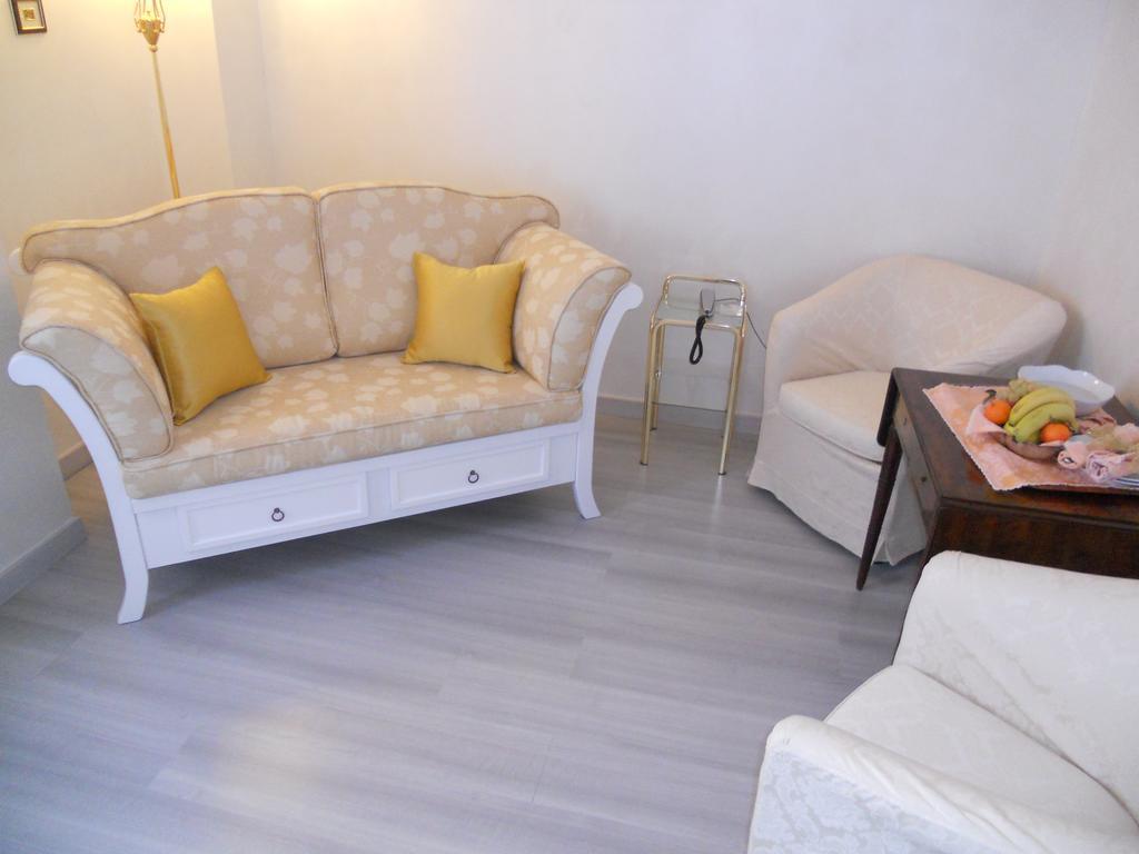 Hotel Villa Delle Ortensie Sant'Omobono Imagna Eksteriør billede