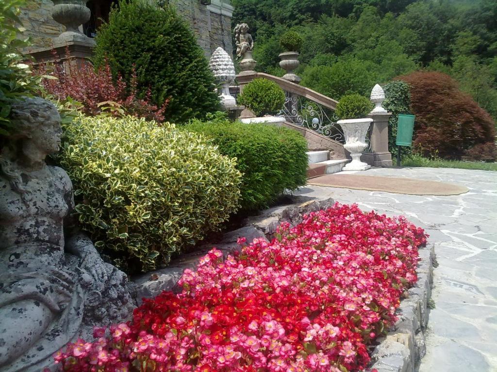 Hotel Villa Delle Ortensie Sant'Omobono Imagna Eksteriør billede