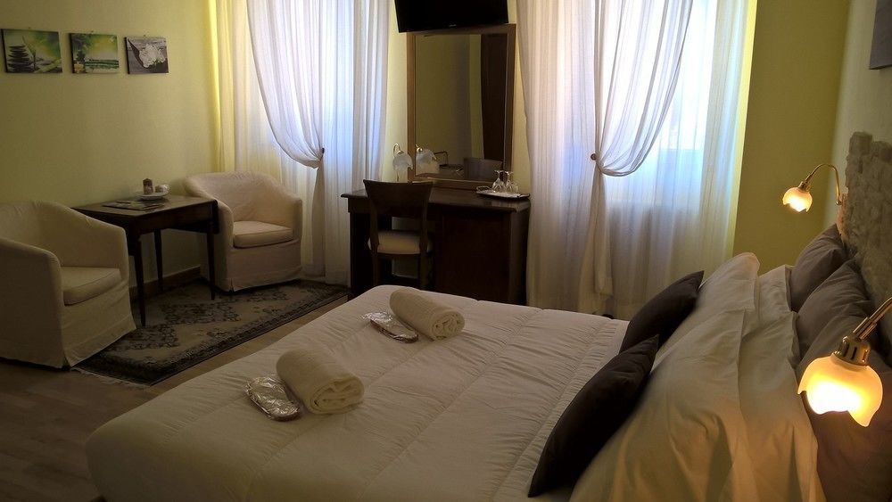 Hotel Villa Delle Ortensie Sant'Omobono Imagna Eksteriør billede