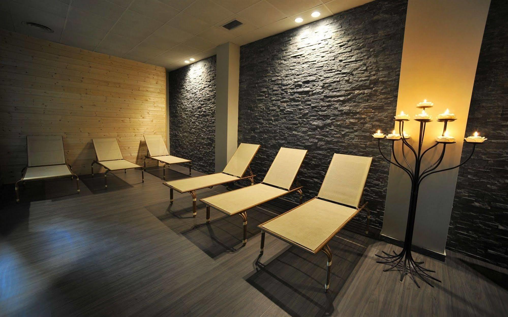 Hotel Villa Delle Ortensie Sant'Omobono Imagna Eksteriør billede